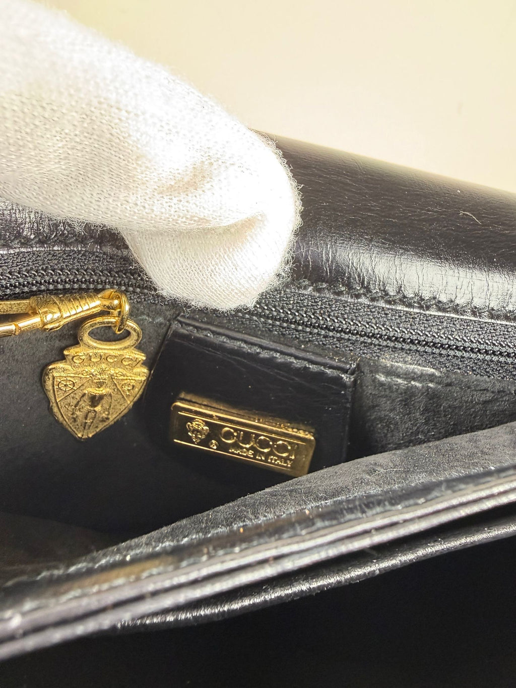 Vintage Gucci Leather Crossbody Bag