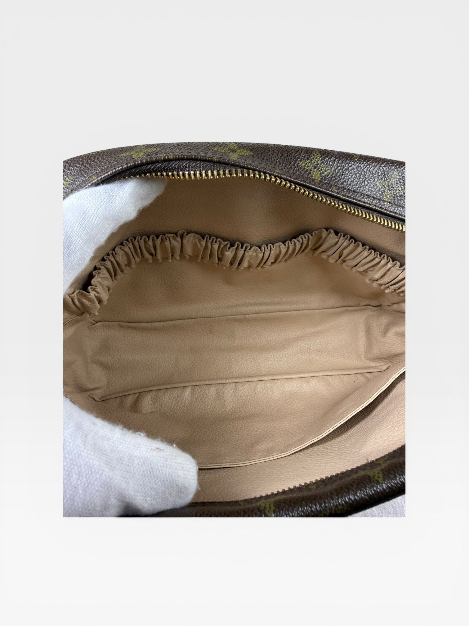 Louis Vuitton Trousse Toilette 23 – Monogram Canvas