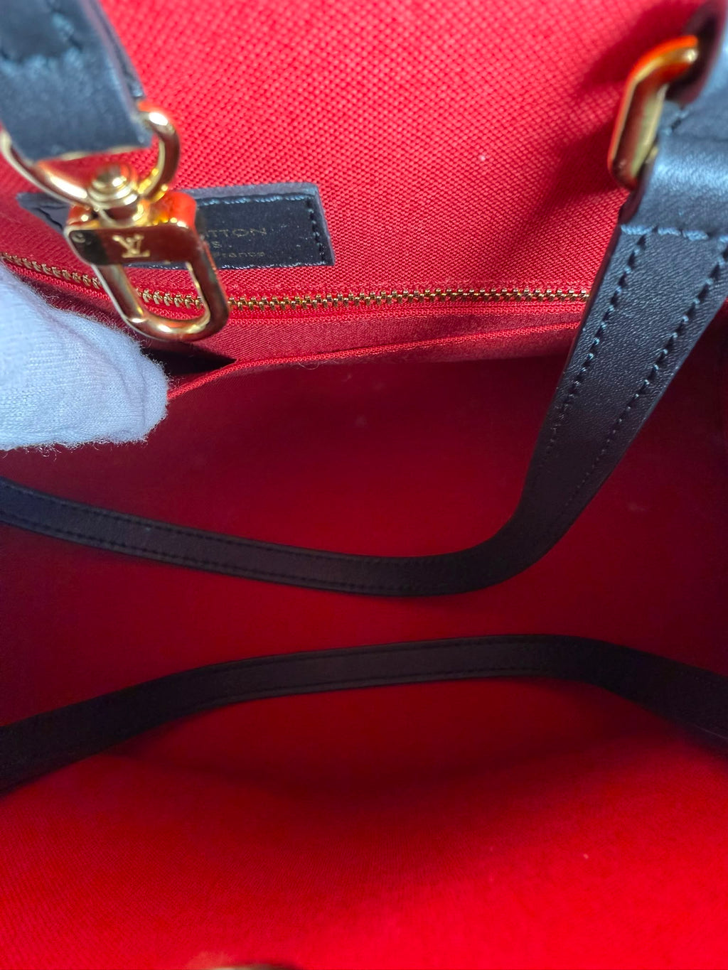 Louis Vuitton Onthego MM Reverse Giant Monogram Tote Bag