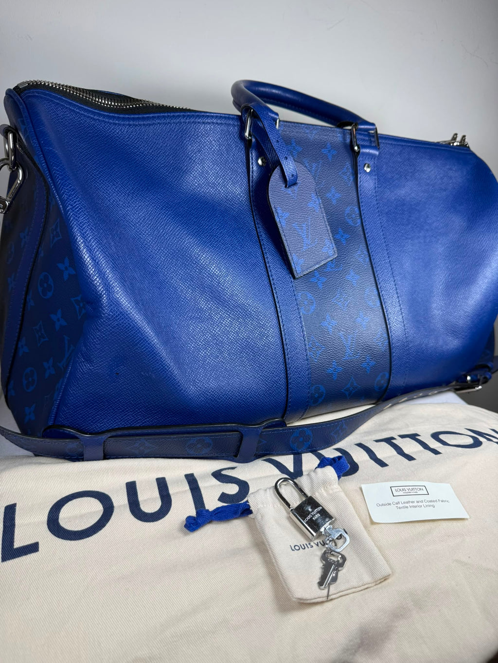 Louis Vuitton Keepall Bandoulière 50 cobalt blue Monogram Eclipse travel bag