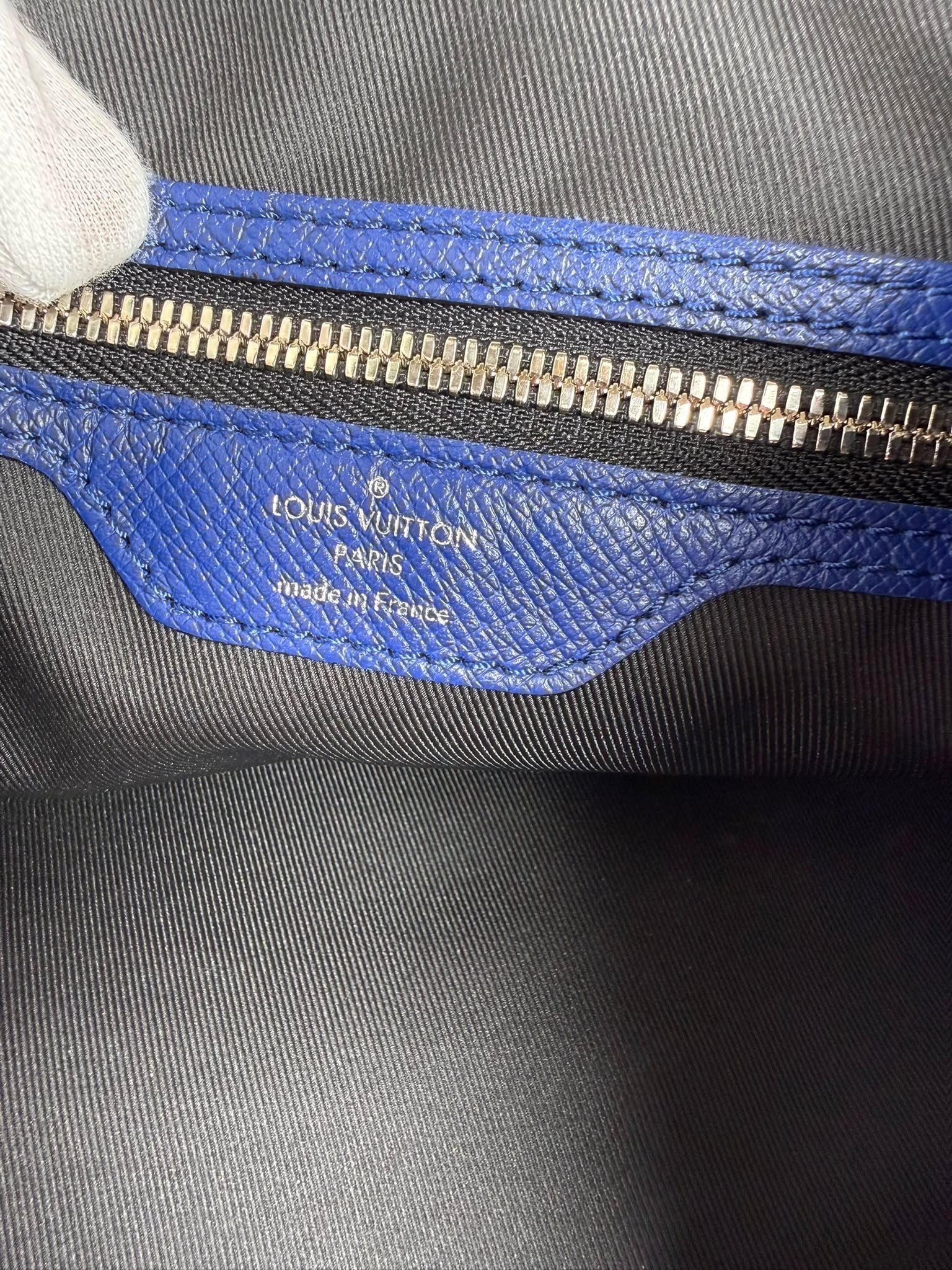 Louis Vuitton Keepall Bandoulière 50 cobalt blue Monogram Eclipse travel bag
