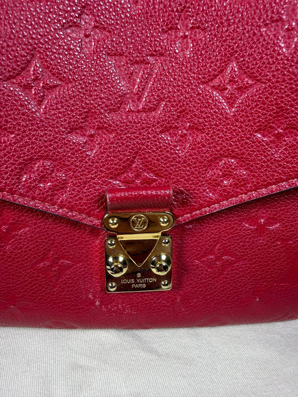 Louis Vuitton Pochette Métis – Red Empreinte Leather