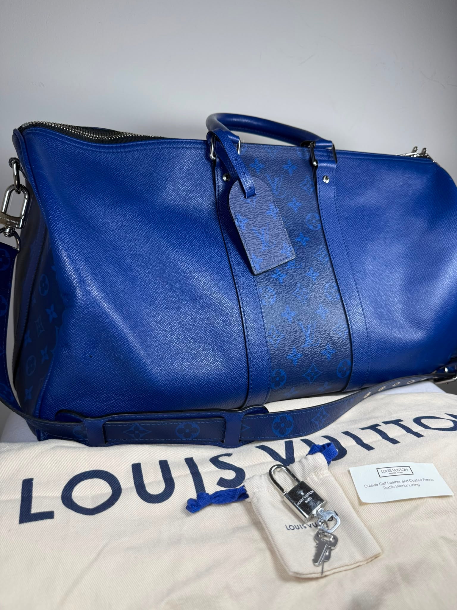 Louis Vuitton Keepall Bandoulière 50 cobalt blue Monogram Eclipse travel bag