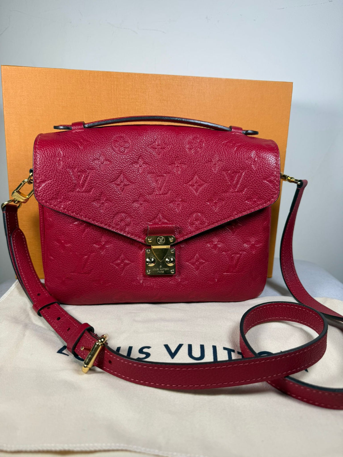 Louis Vuitton Pochette Métis – Red Empreinte Leather