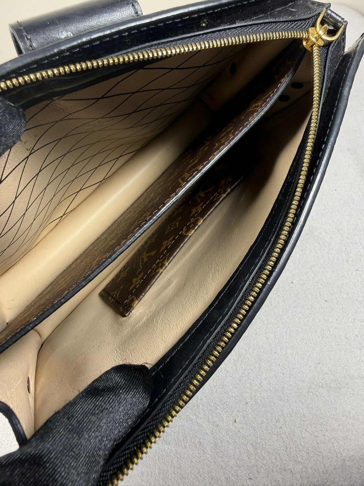 Louis Vuitton Petite Malle Trunk – Monogram Canvas