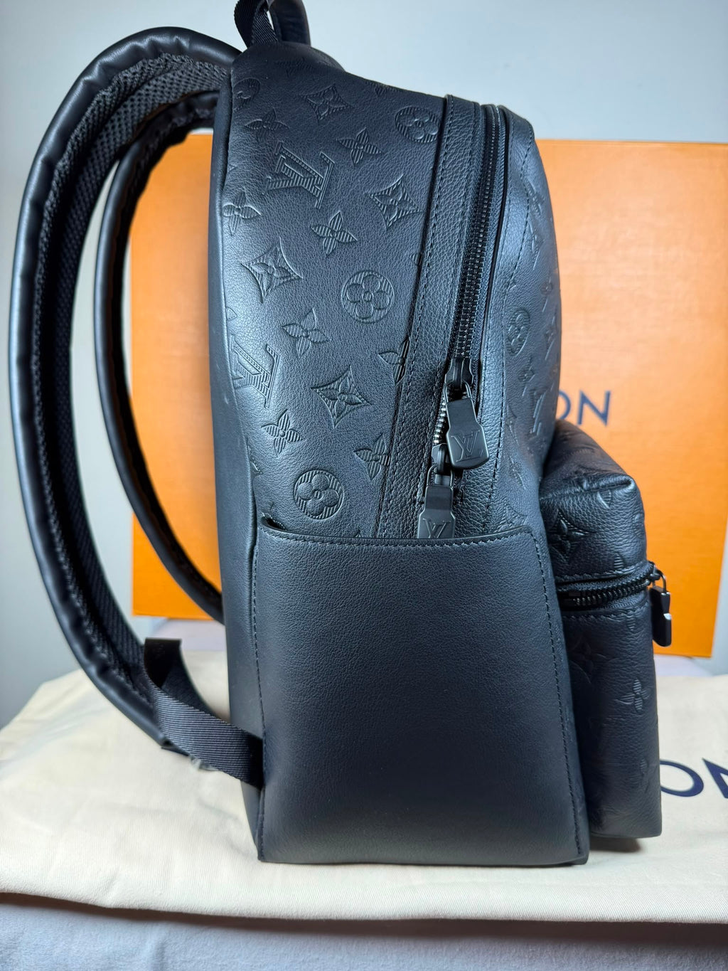 Louis Vuitton Discovery Backpack PM – Monogram Shadow Leather – Black