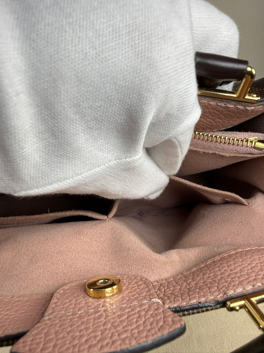 Louis Vuitton Brittany Damier Ebene Shoulder Bag – Magnolia Pink – Crossbody