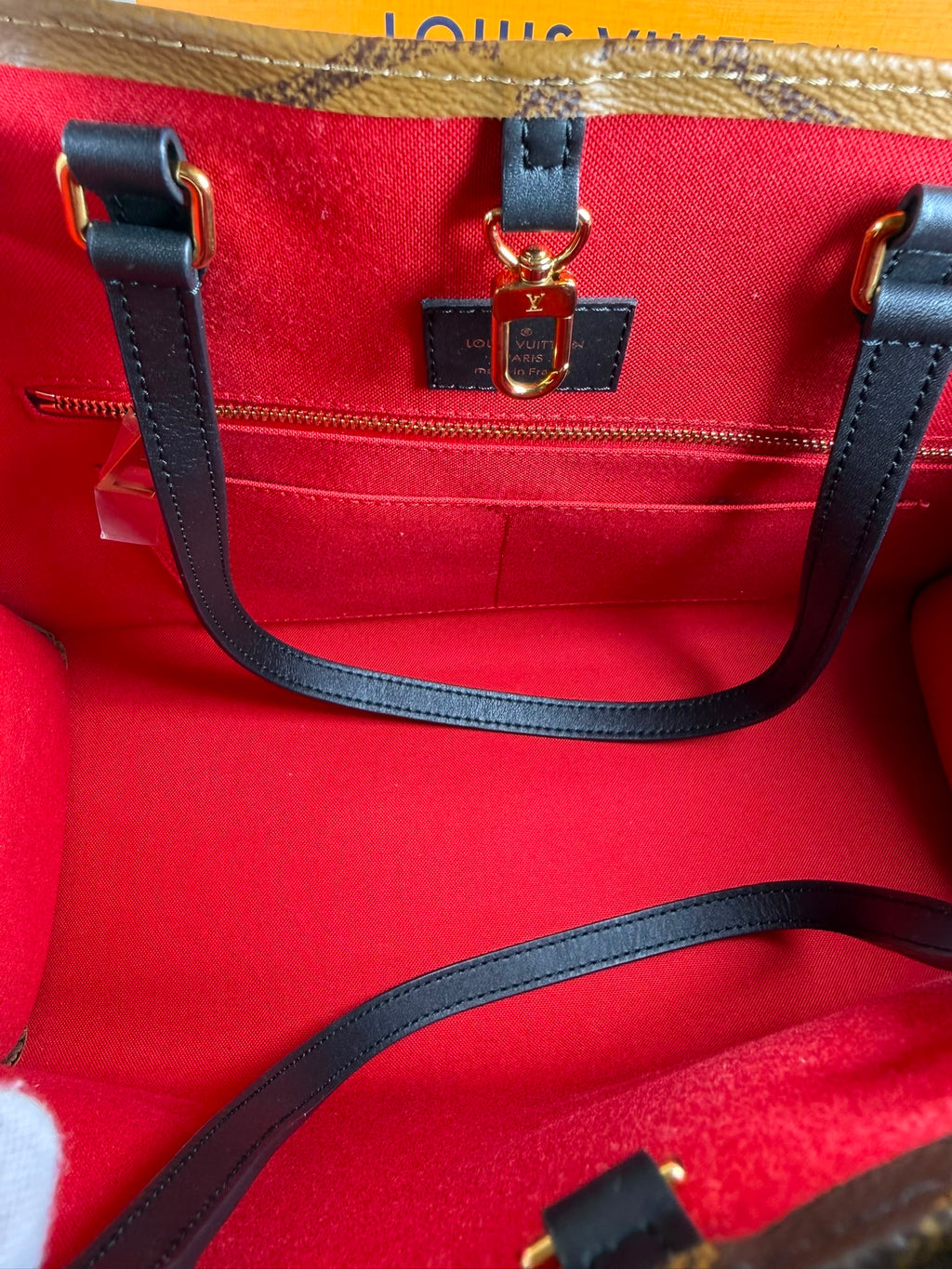 Louis Vuitton Onthego MM Reverse Giant Monogram Tote Bag