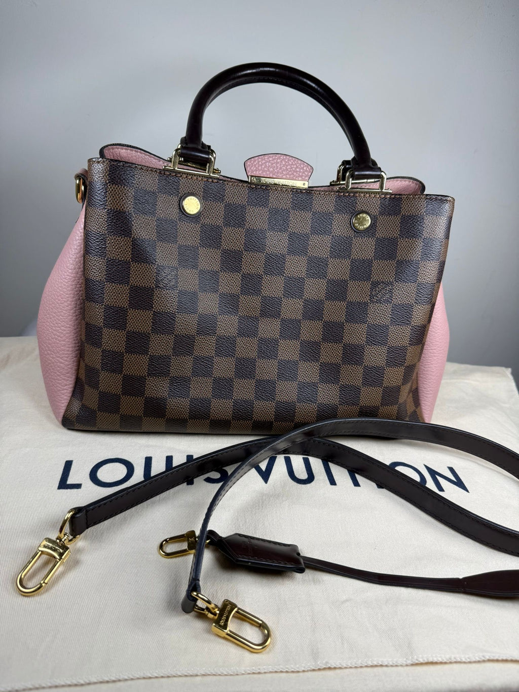 Louis Vuitton Brittany Damier Ebene Shoulder Bag – Magnolia Pink – Crossbody