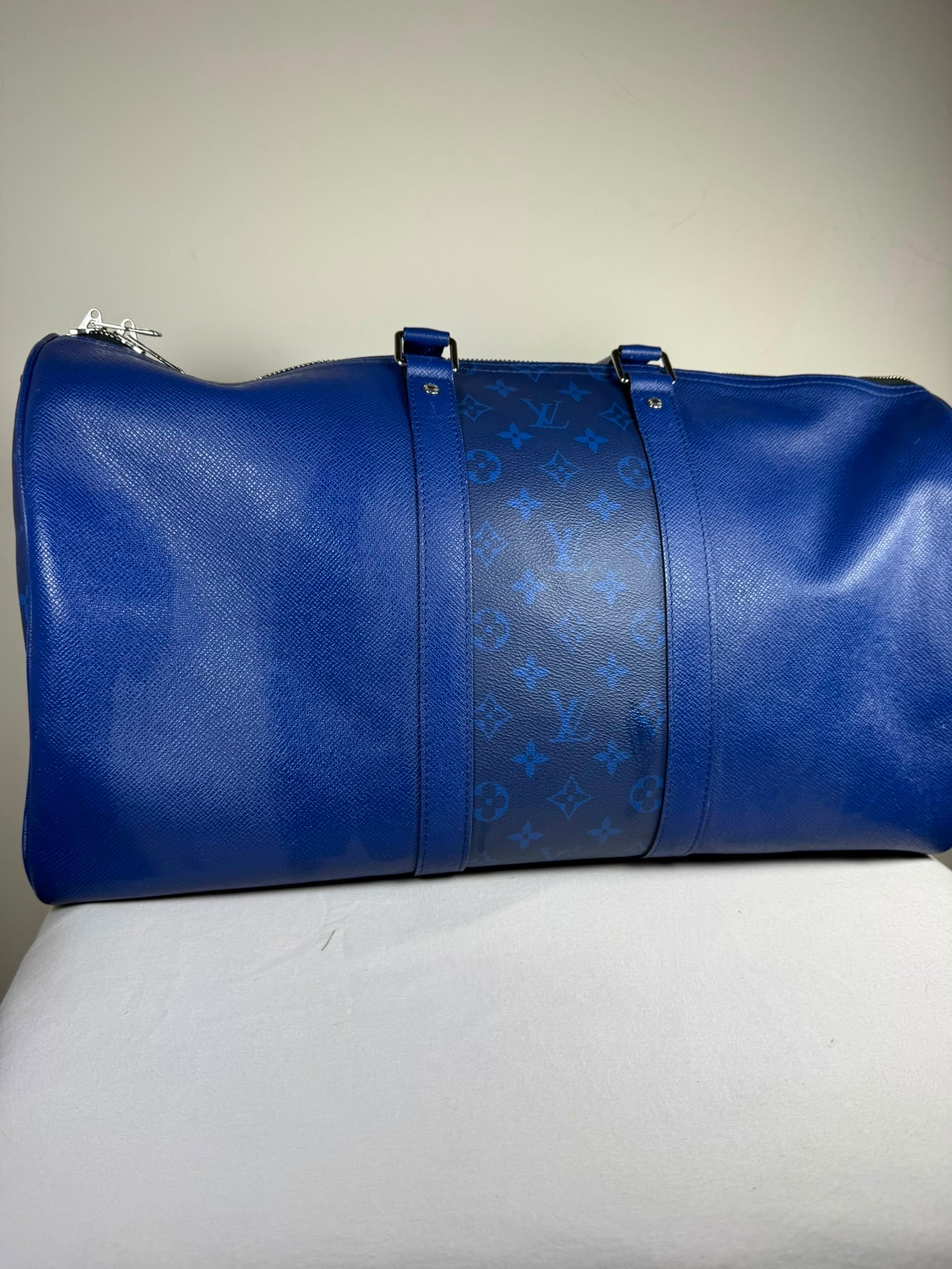 Louis Vuitton Keepall Bandoulière 50 cobalt blue Monogram Eclipse travel bag