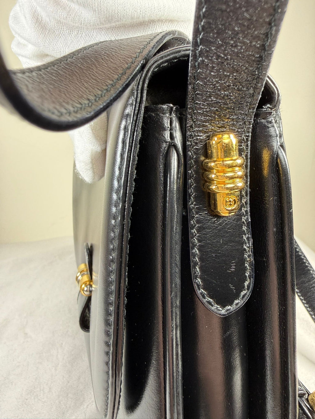 Vintage Gucci Leather Crossbody Bag
