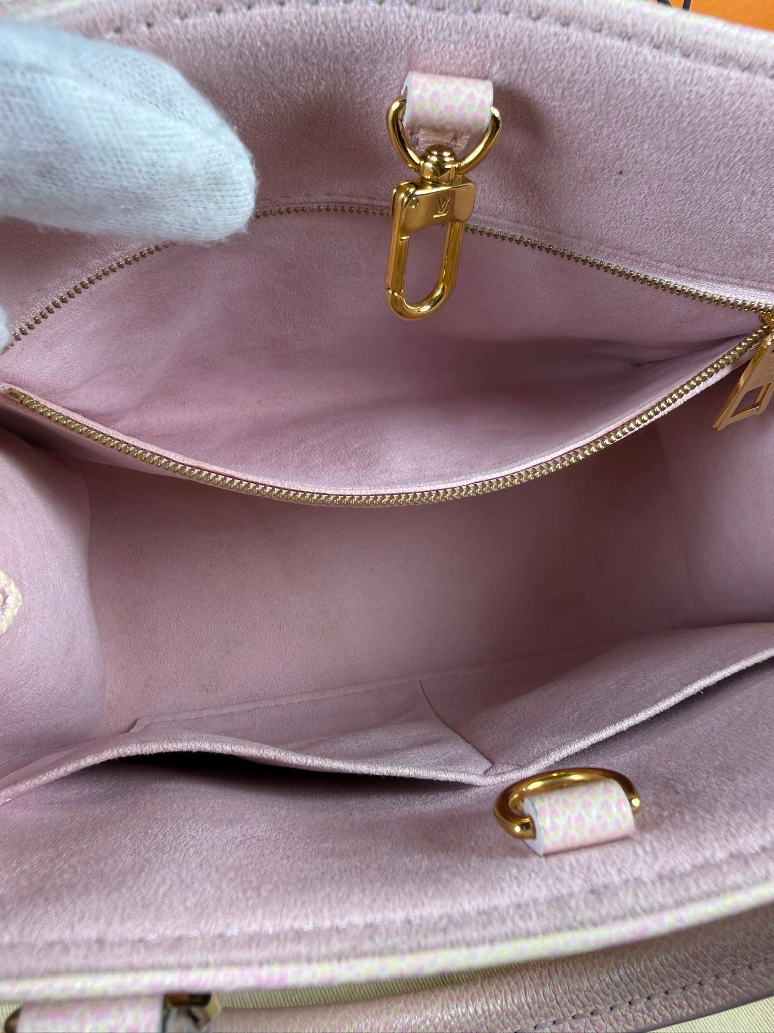 Louis Vuitton Summer Stardust OnTheGo PM
