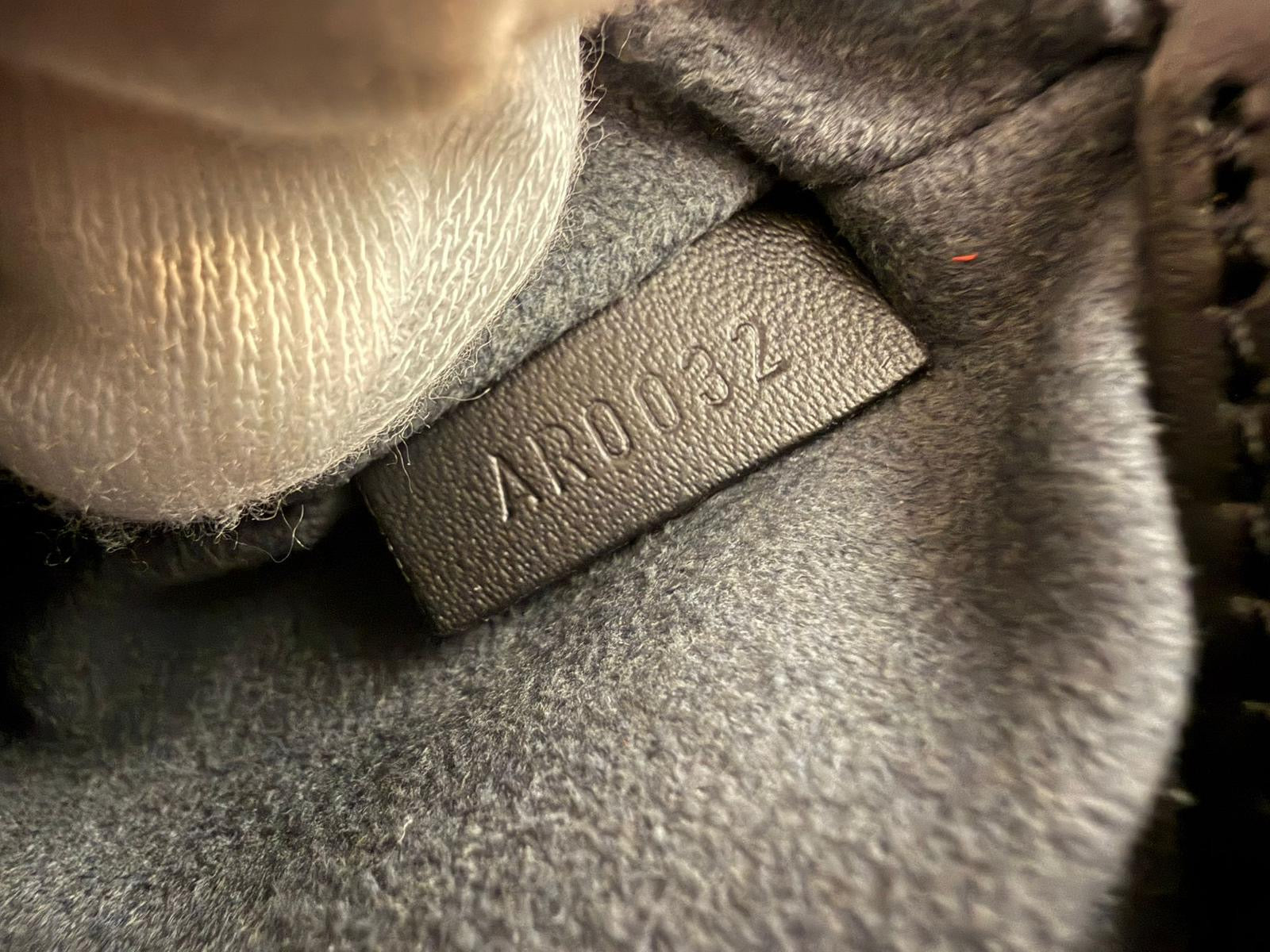 Louis Vuitton Alma PM Epi