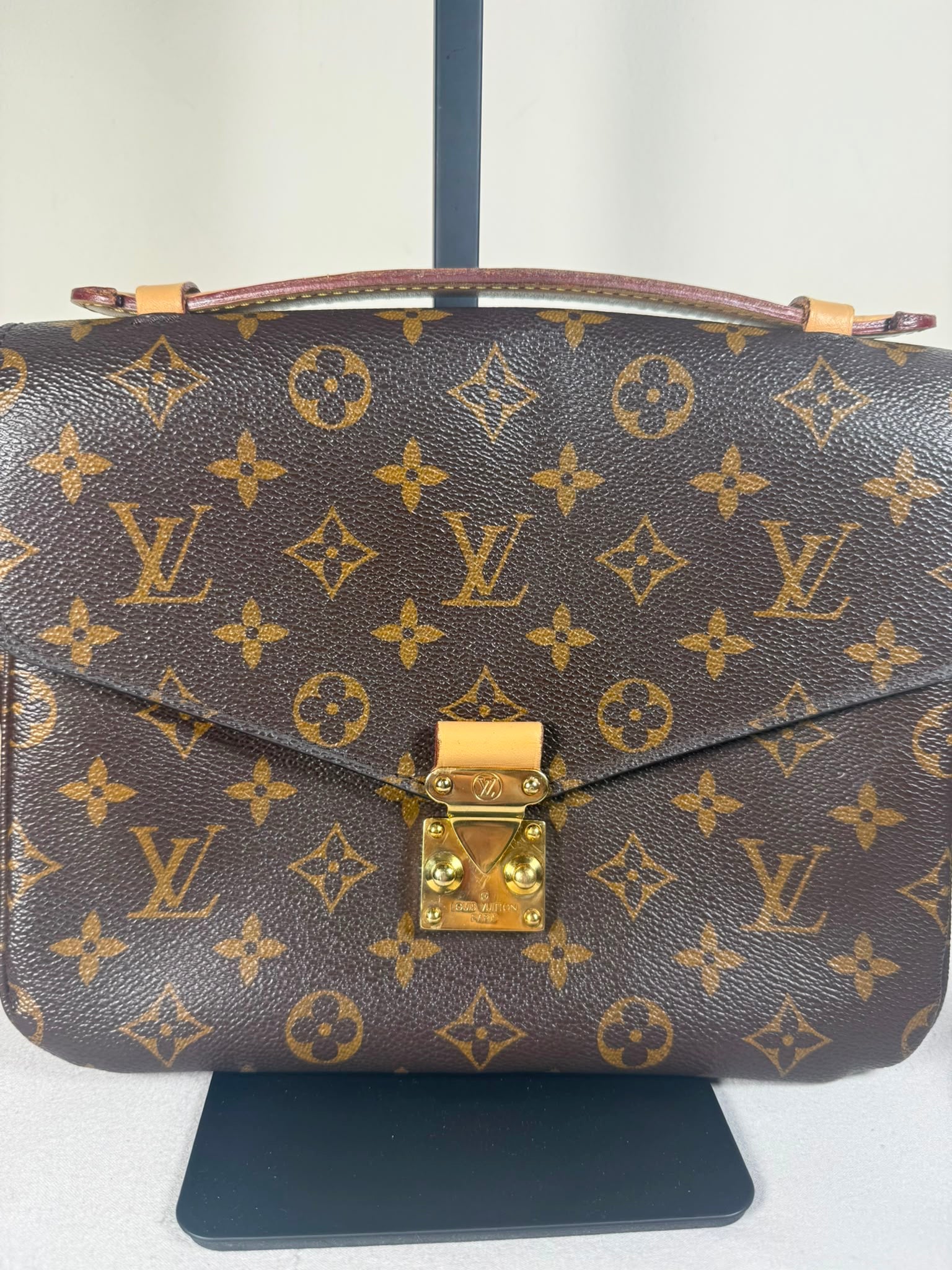 Louis Vuitton Monogram Pochette Métis