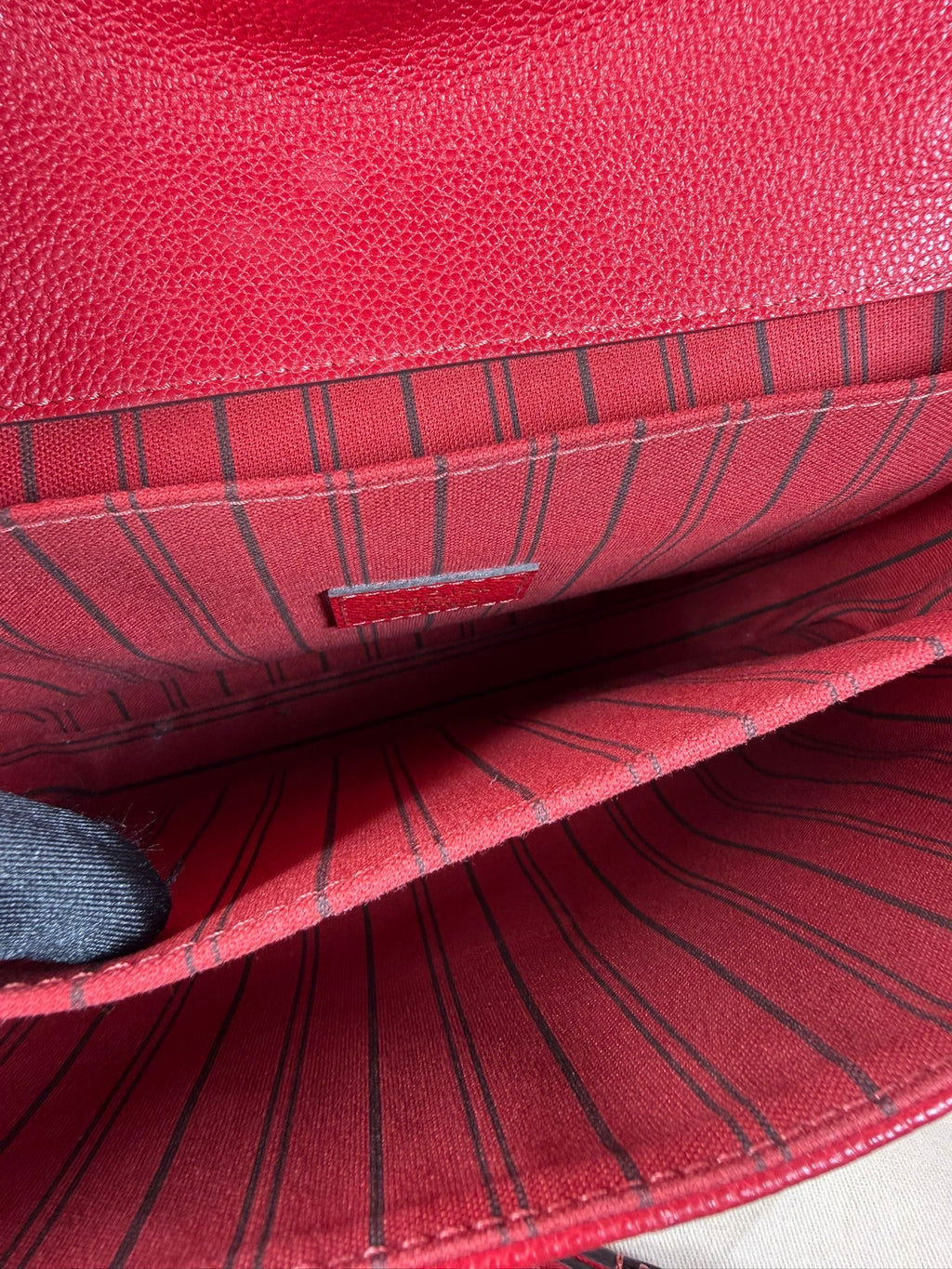Louis Vuitton Pochette Métis – Red Empreinte Leather