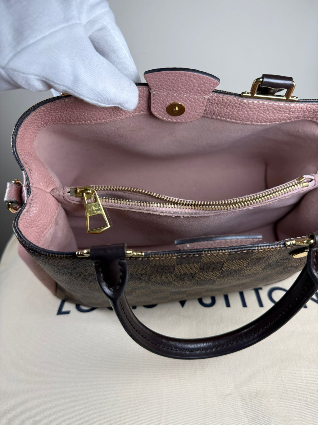 Louis Vuitton Brittany Damier Ebene Shoulder Bag – Magnolia Pink – Crossbody