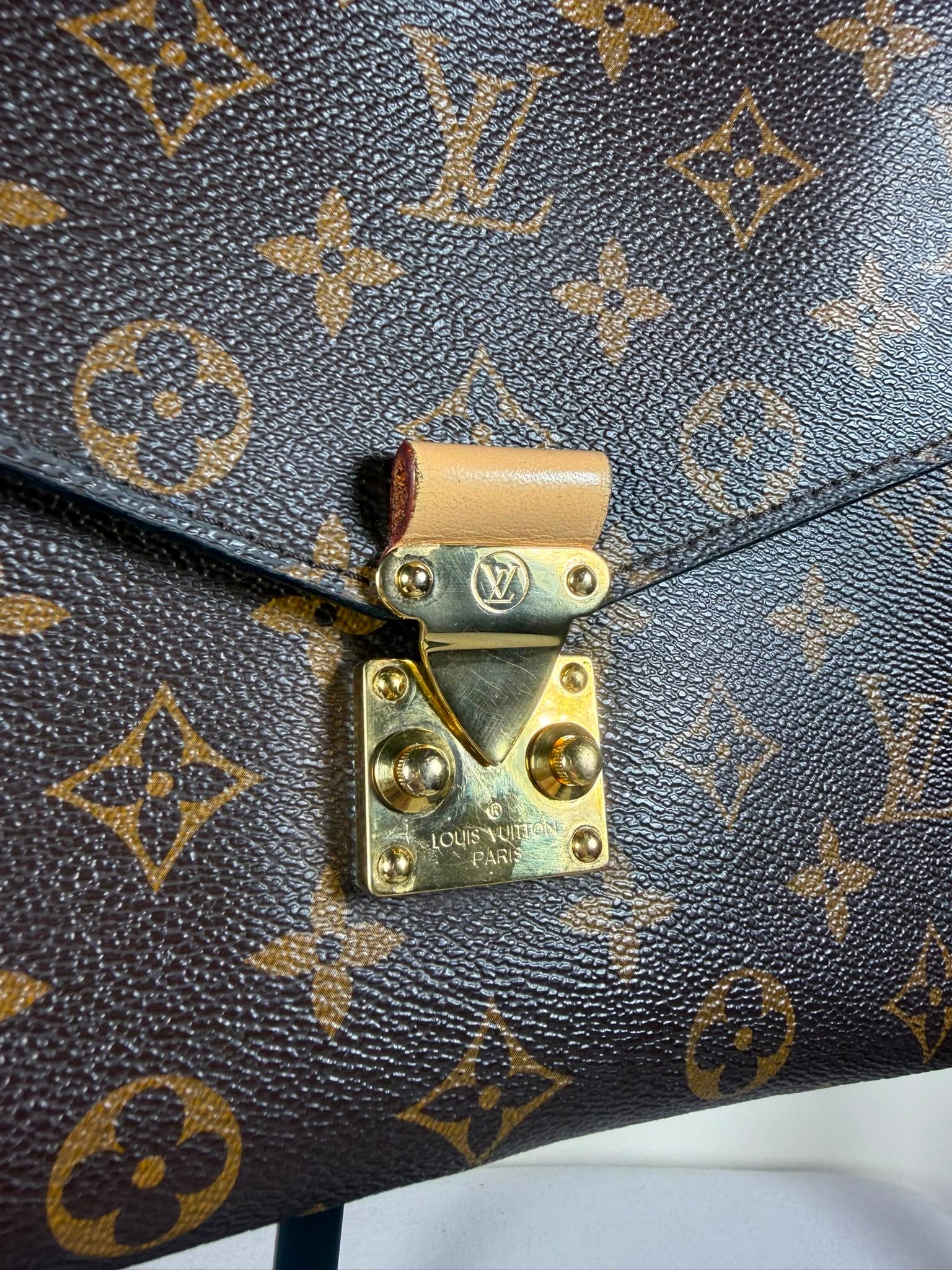 Louis Vuitton Monogram Pochette Métis