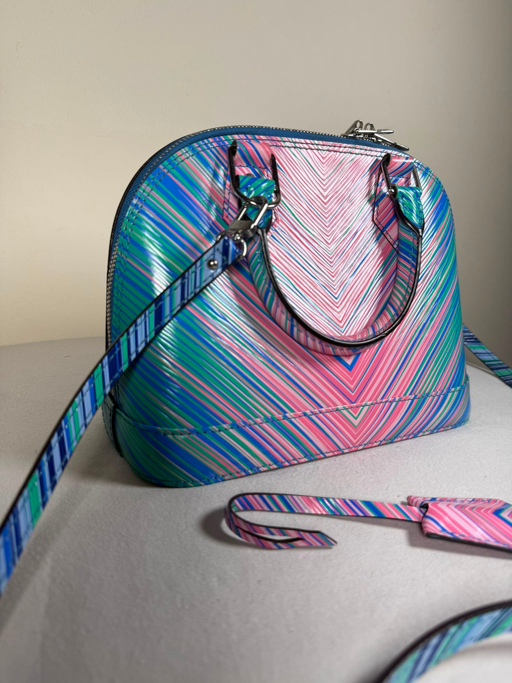Louis Vuitton Alma BB – Epi ‘V’ Collection – Multicolour