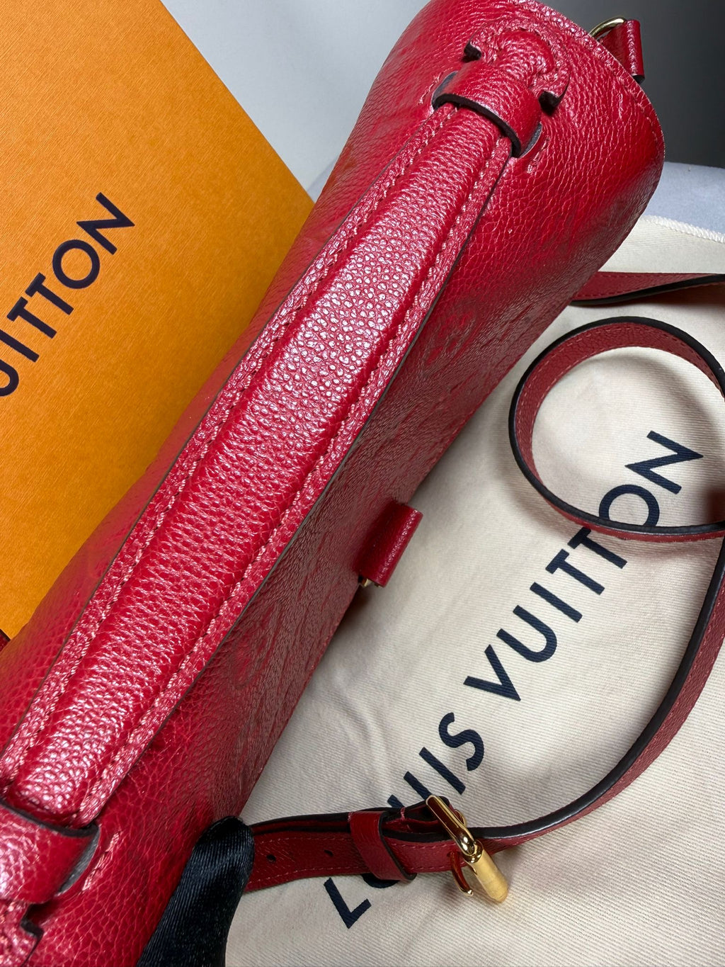 Louis Vuitton Pochette Métis – Red Empreinte Leather