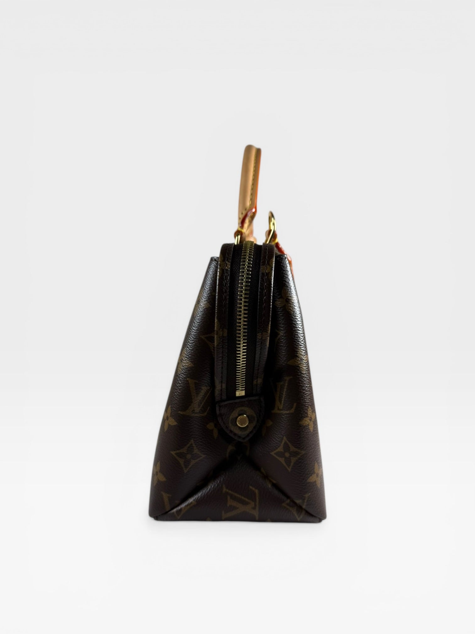 Louis Vuitton Petit Palais Monogram Canvas Handbag – Excellent Condition