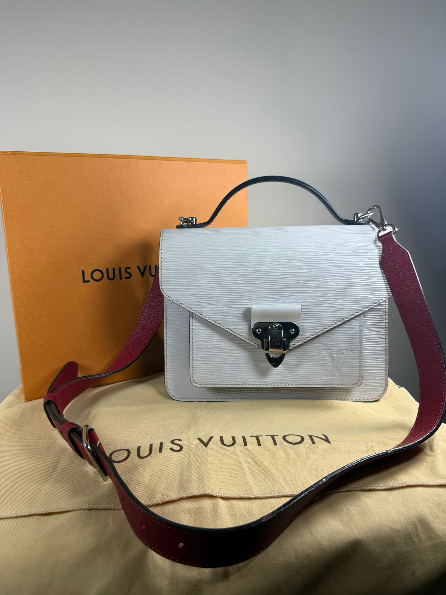 Louis Vuitton Neo Monceau BB – Epi Leather – White / Tricolour Strap – Silver Hardware