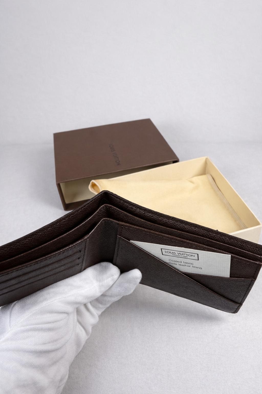 Louis Vuitton Damier multiple Bifold Wallet